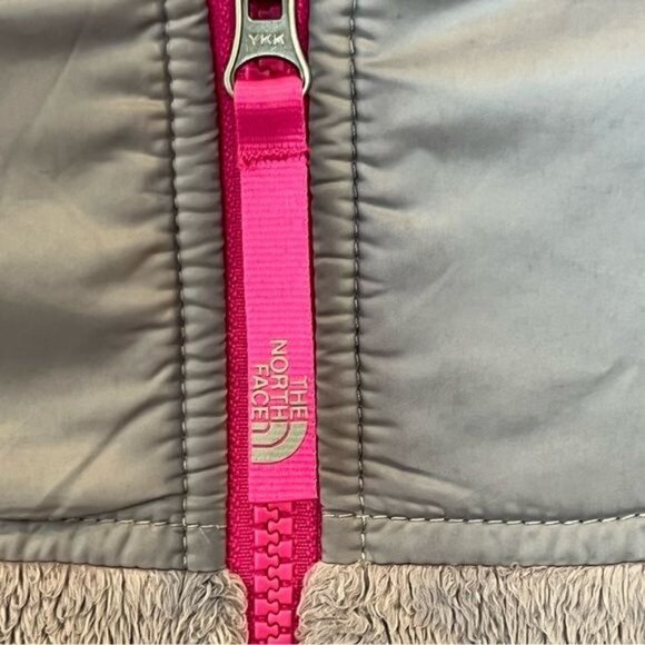 THE NORTH FACE OSO HOODIE GIRLS size large 14/16 grey with bright pink accents - Picture 10 of 15